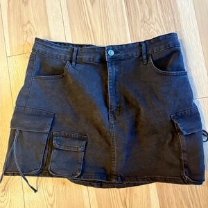 Wild Time Fashion Black Cargo Skirt size:XL